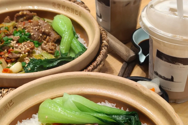 煲仔皇煲仔饭加盟需要满足什么条件?